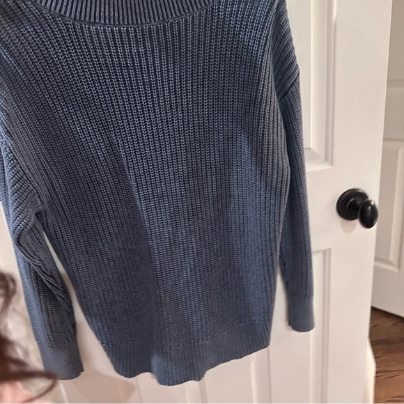 Aerie Navy Blue V Neck Sweater NWT - Picture 4 of 4